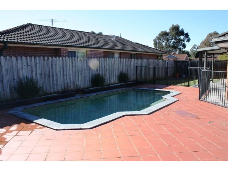 21 Wimbledon Court, Wattle Grove NSW 2173