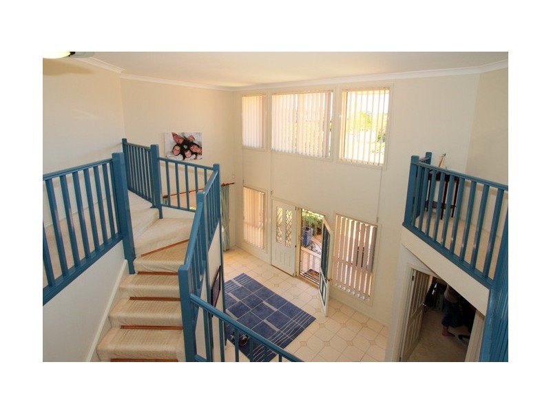 1  Eildon Court, Wattle Grove NSW 2173