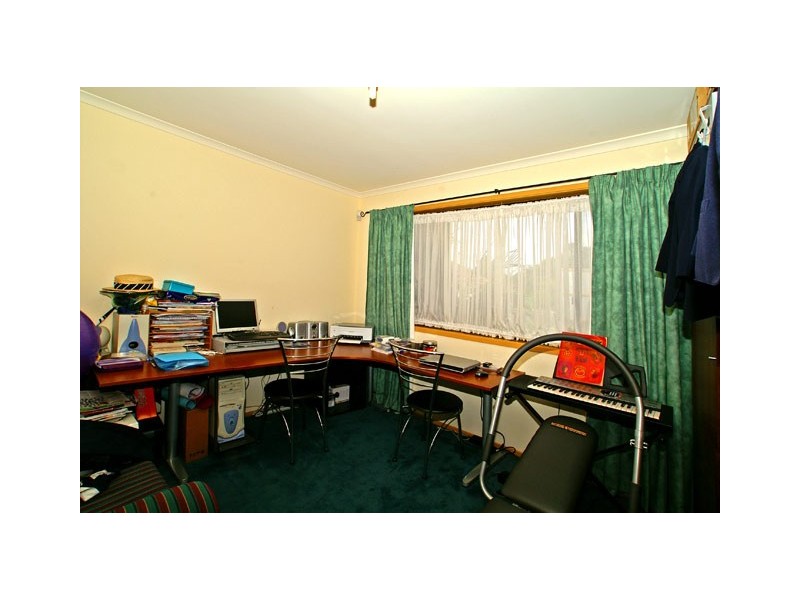 Wattle Grove NSW 2173