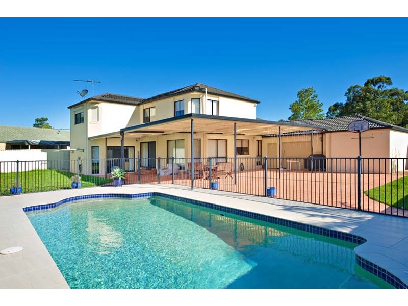 Wattle Grove NSW 2173