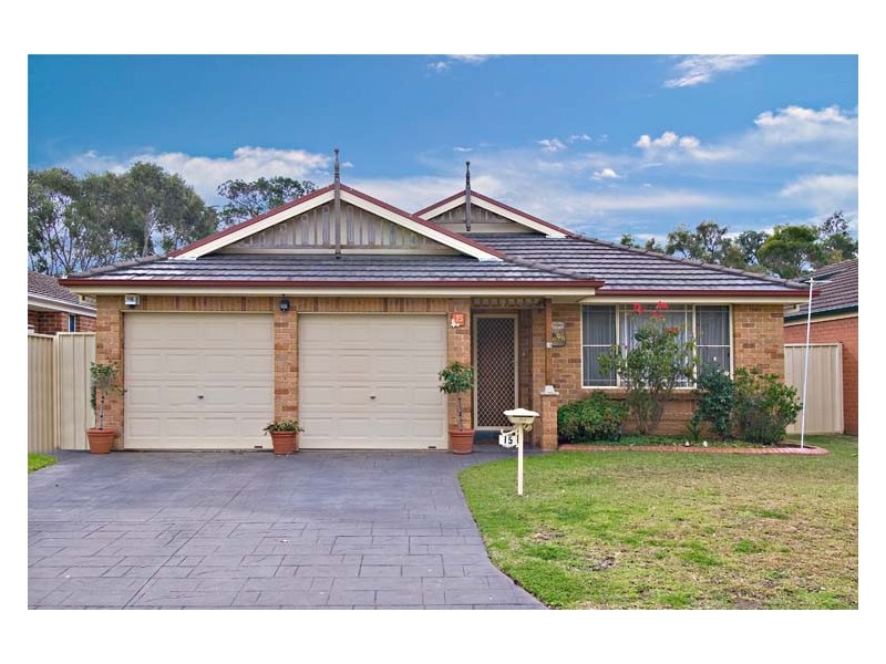 15  Barwon Crt, Wattle Grove NSW 2173