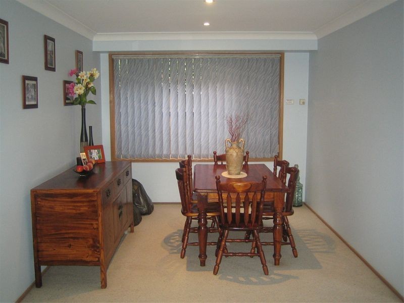 30  Woburn Abbey Court, Wattle Grove NSW 2173