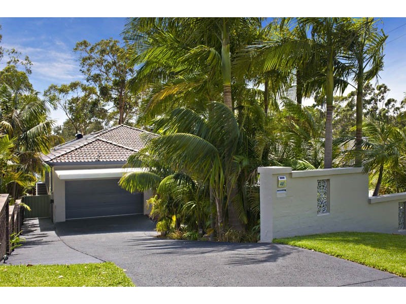 48 Riverview Rd, Pleasure Point NSW 2172