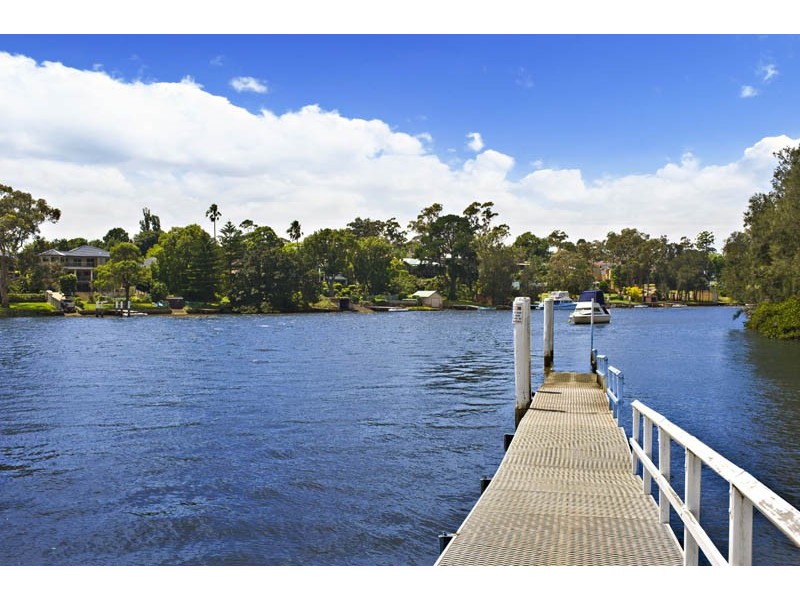 48 Riverview Rd, Pleasure Point NSW 2172