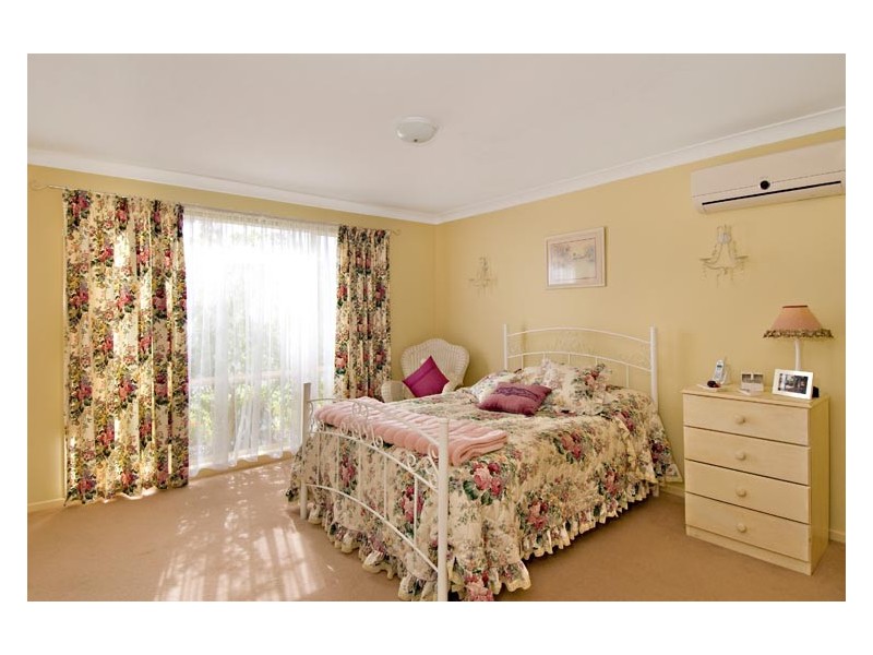 4  Yarran Court, Wattle Grove NSW 2173