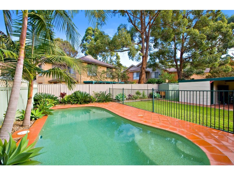 97 Derna Rd, Holsworthy NSW 2173