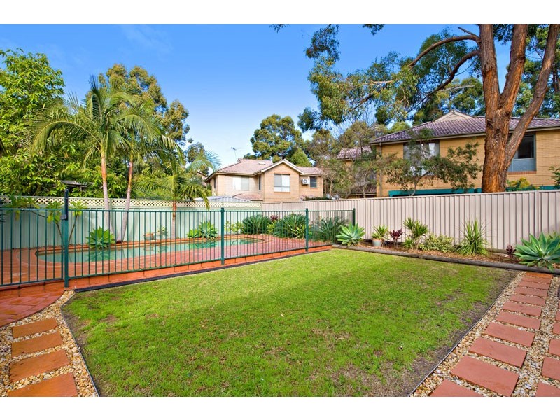 97 Derna Rd, Holsworthy NSW 2173