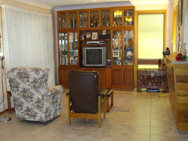 4 Ingoola Close, Moorebank NSW 2170