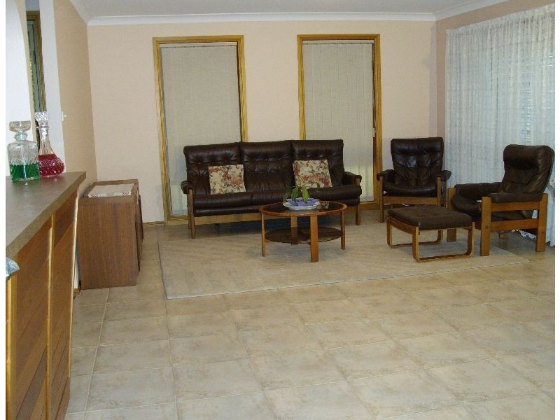 4 Ingoola Close, Moorebank NSW 2170