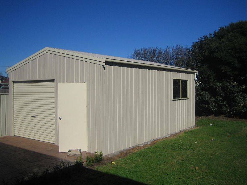20 Labuan Rd, Holsworthy NSW 2173