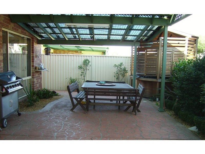 37  Frank Oliveri Drive, Chipping Norton NSW 2170