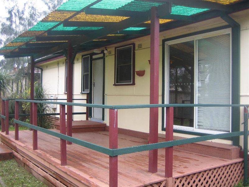 5 Salamaua Crescent, Holsworthy NSW 2173