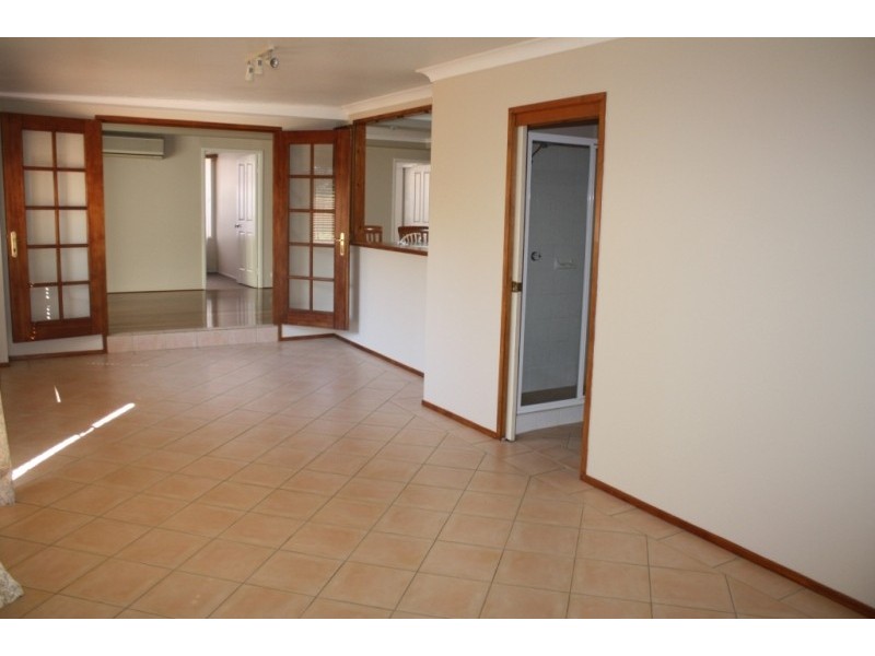 159 Australis Ave, Wattle Grove NSW 2173