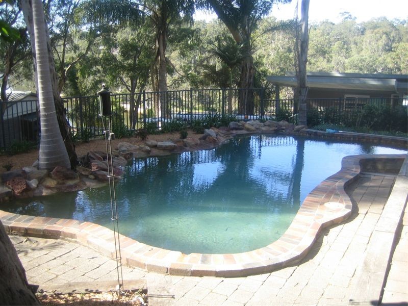 192  St George Cres, Sandy Point NSW 2172