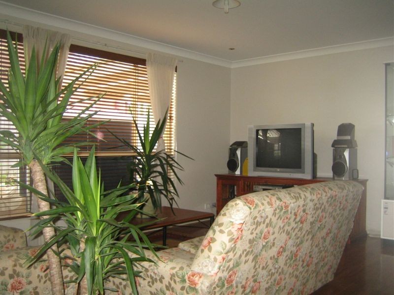 2  Goodenia Court, Voyager Point NSW 2172