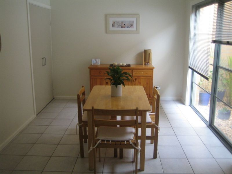 2/17-21   Continua Ct, Wattle Grove NSW 2173