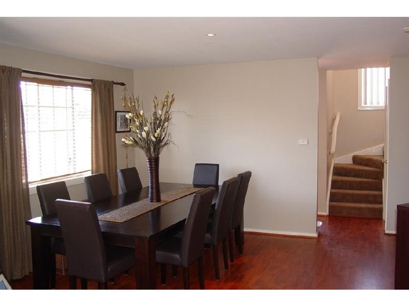 11/32   Claremont Court, Wattle Grove NSW 2173