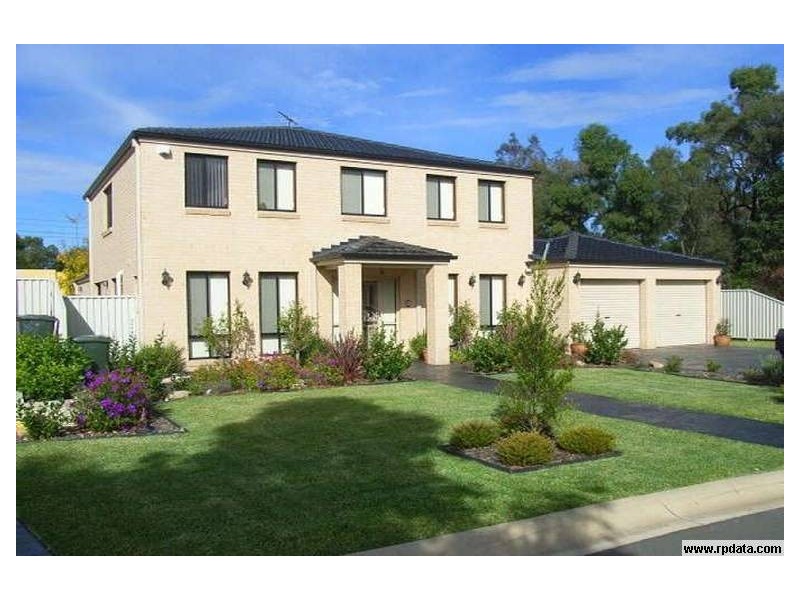 1 Punctata Court, Voyager Point NSW 2172