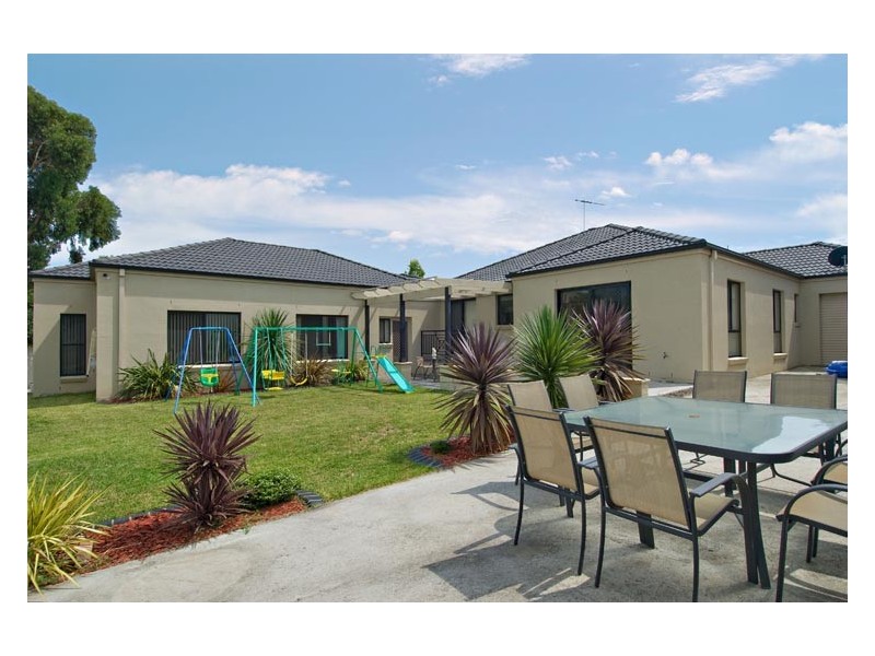 4   Restio Ct, Voyager Point NSW 2172