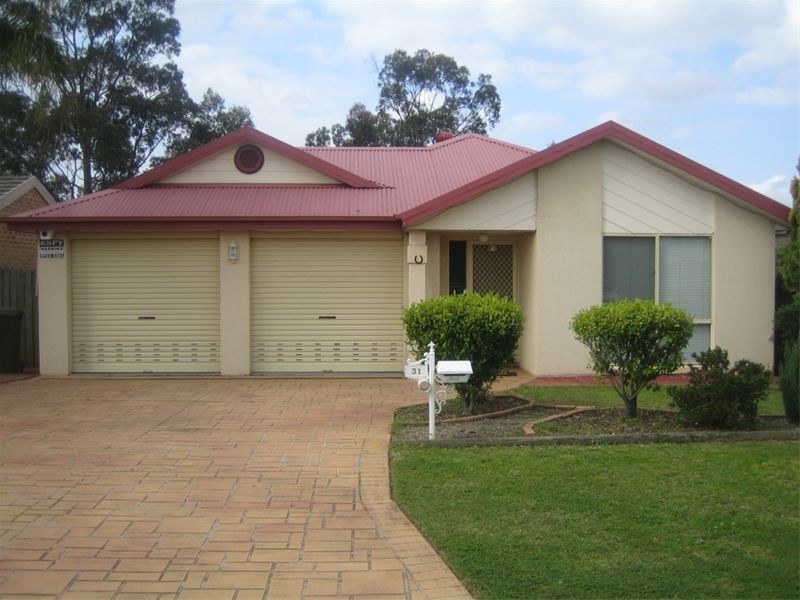 31   Sabre Cres, Holsworthy NSW 2173