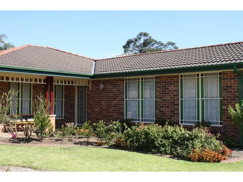 20  Bodalla Ct, Wattle Grove NSW 2173