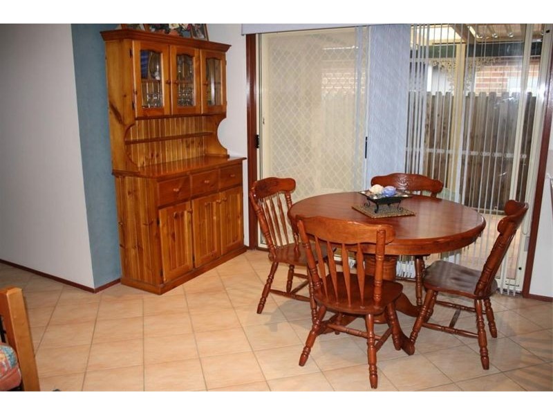 30  Paroo Crt, Wattle Grove NSW 2173