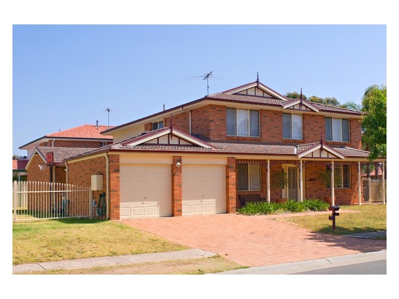 1  Springfield Court, Wattle Grove NSW 2173