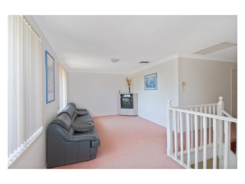 1  Springfield Court, Wattle Grove NSW 2173