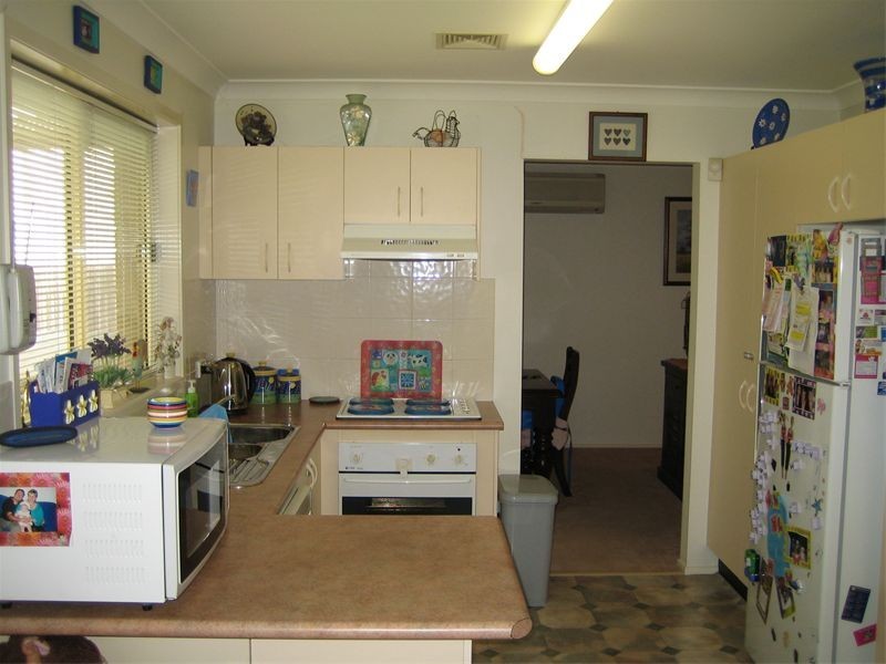 4  Lloyd Place, Casula NSW 2170