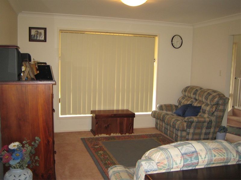 4  Lloyd Place, Casula NSW 2170