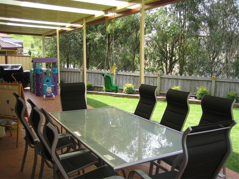 4  Lloyd Place, Casula NSW 2170