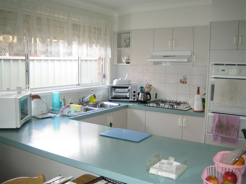 Wattle Grove NSW 2173