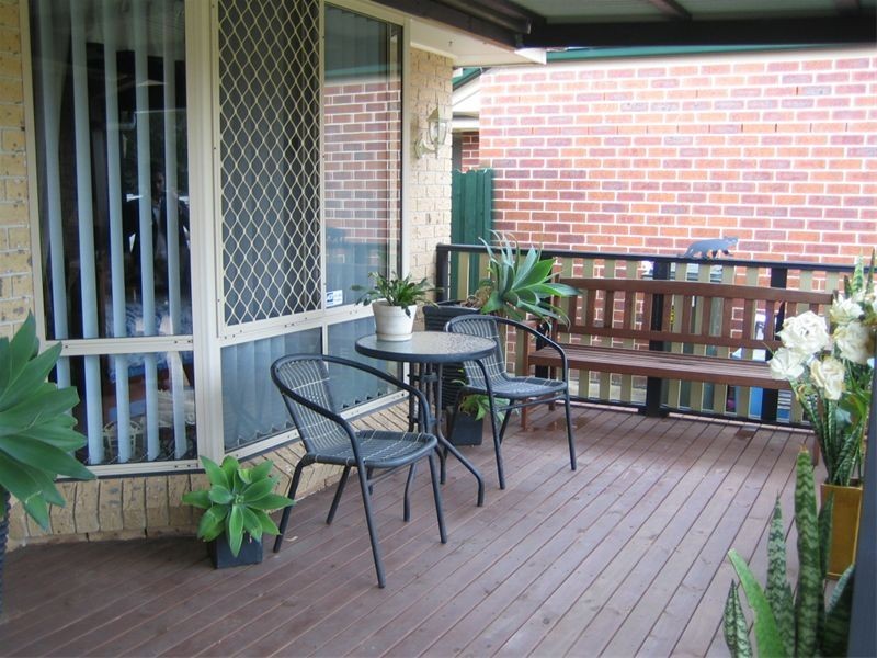 53   Wombeyan Crt, Wattle Grove NSW 2173