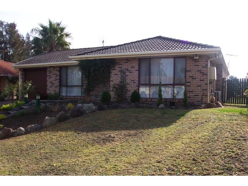 Wattle Grove NSW 2173