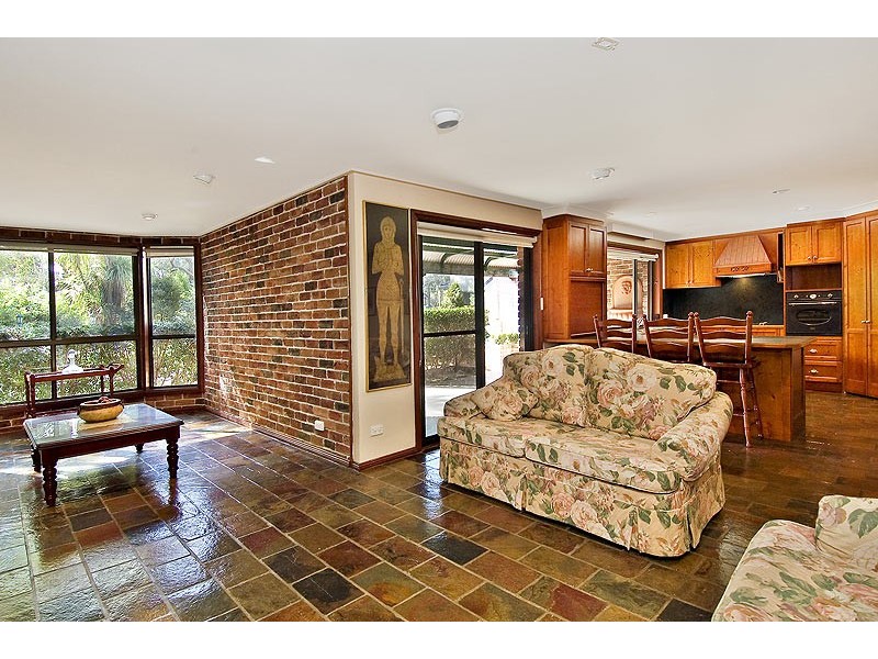 2  RIVERVIEW, Pleasure Point NSW 2172