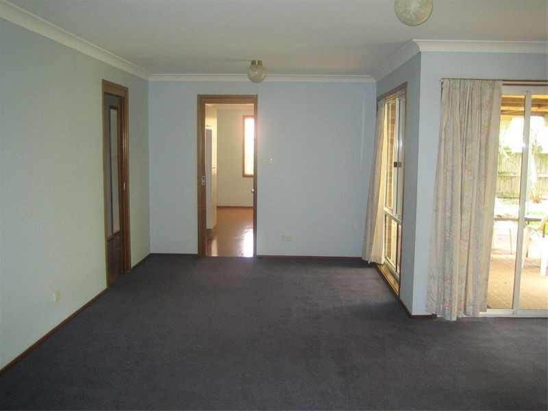 23  Trentham Park Court, Wattle Grove NSW 2173