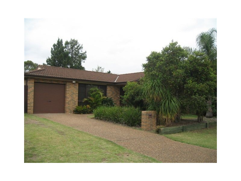 Wattle Grove NSW 2173