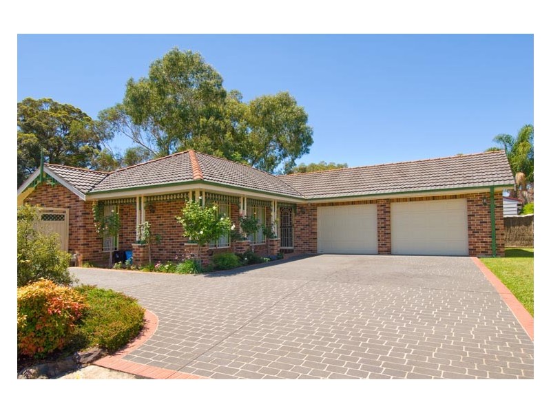 50   Daintree Drive, Wattle Grove NSW 2173