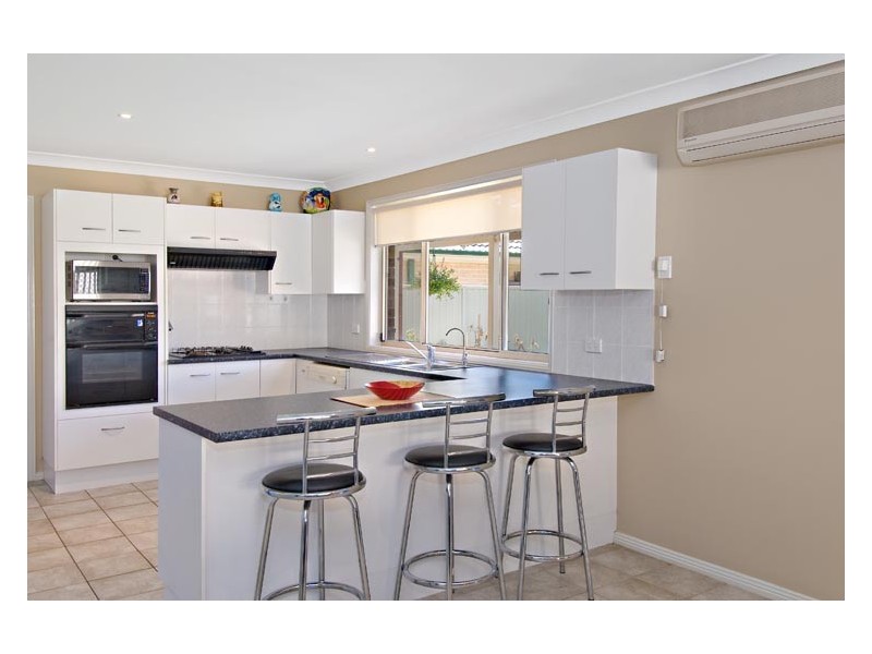 12  Geebung Crt, Voyager Point NSW 2172