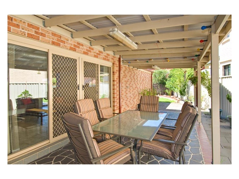 12  Geebung Crt, Voyager Point NSW 2172