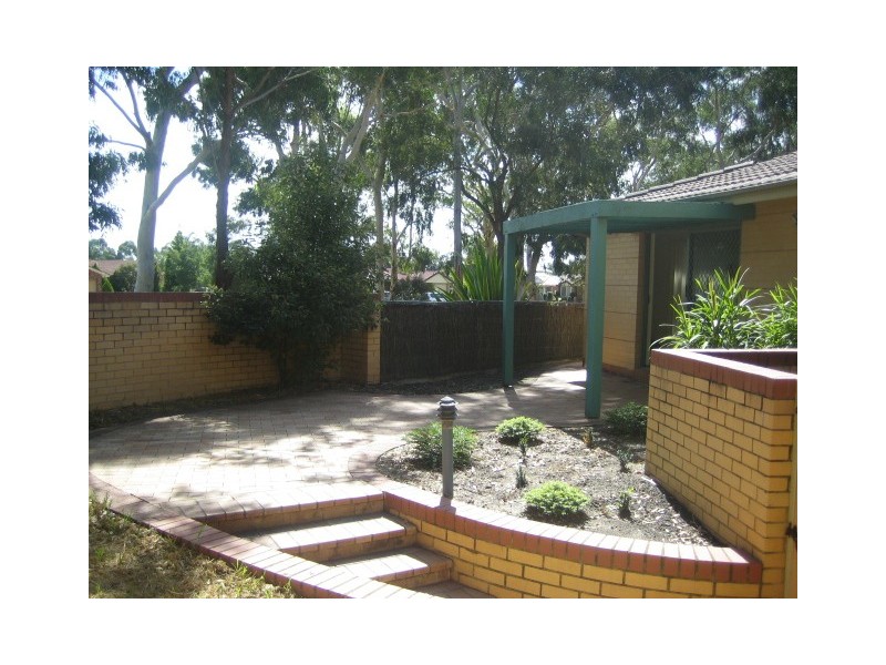 1/11-13   Armata Crt, Wattle Grove NSW 2173