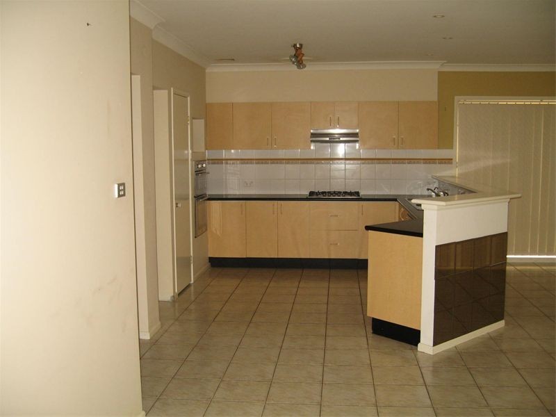 11 Fantome, Voyager Point NSW 2172