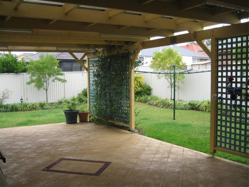 11 Fantome, Voyager Point NSW 2172
