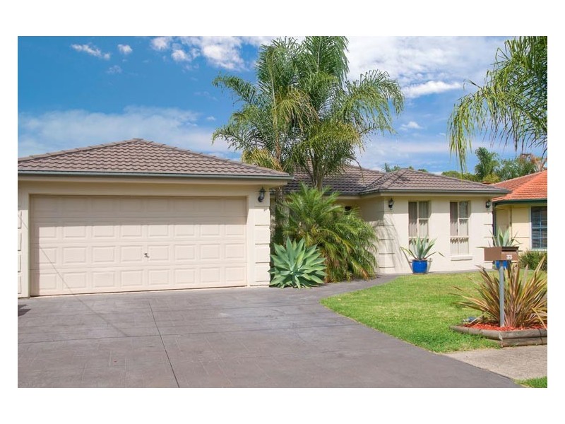 33   Huon Crescent, Holsworthy NSW 2173