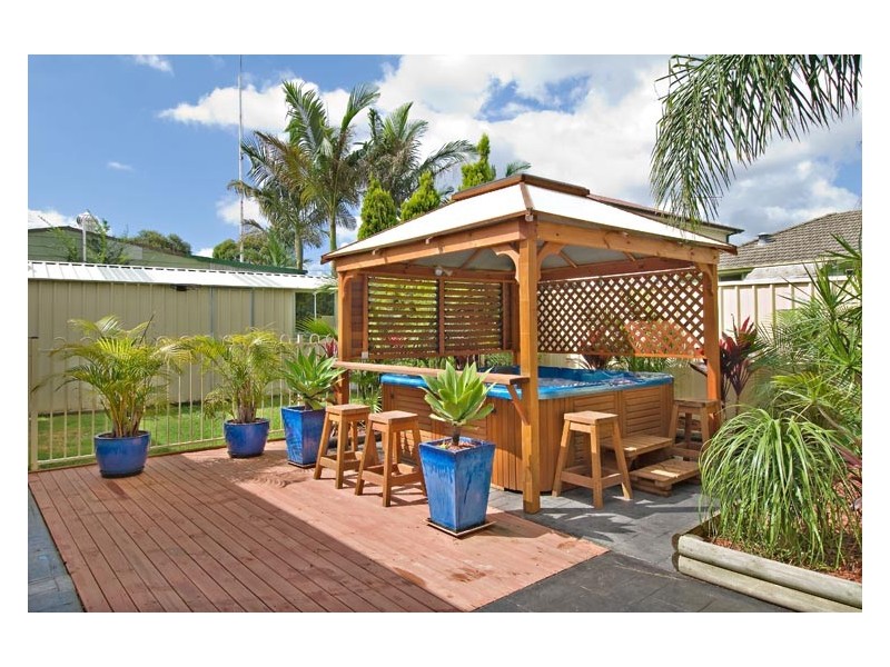 33   Huon Crescent, Holsworthy NSW 2173