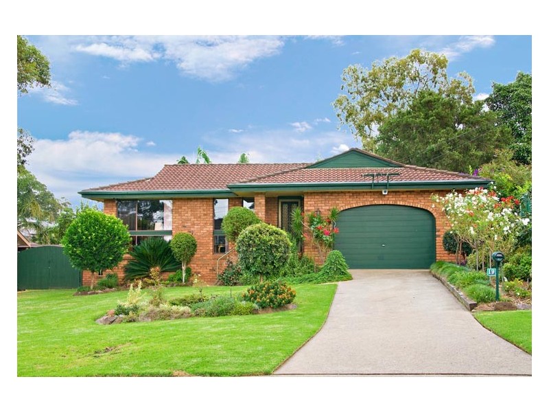 19   Ikara Crescent, Moorebank NSW 2170