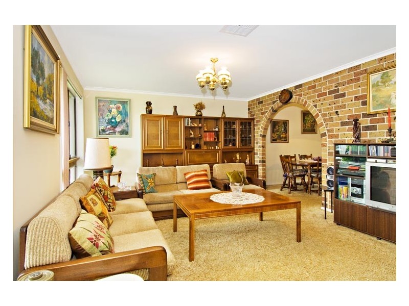 19   Ikara Crescent, Moorebank NSW 2170