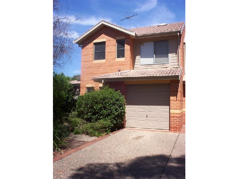 Wattle Grove NSW 2173