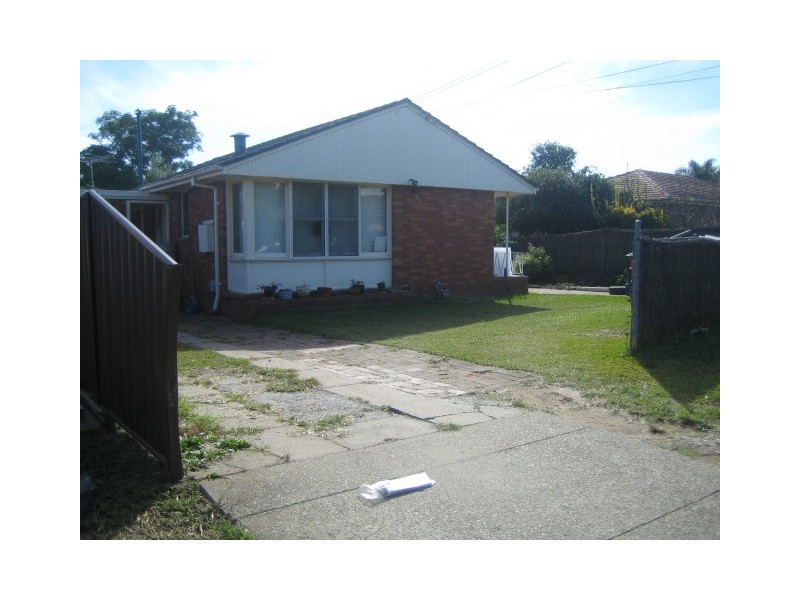 20   Miri Crescent, Holsworthy NSW 2173