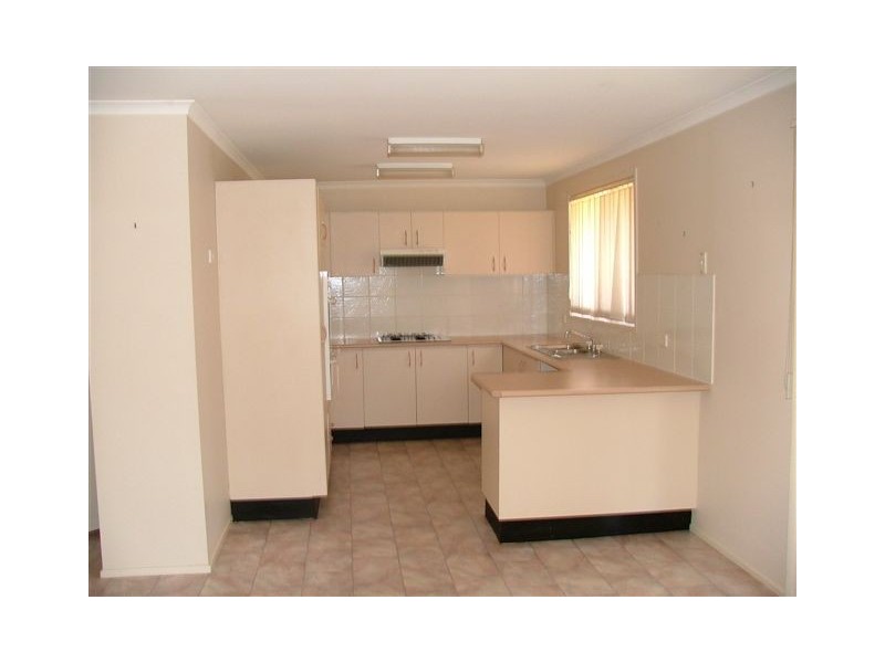 13  Quamby Court, Wattle Grove NSW 2173